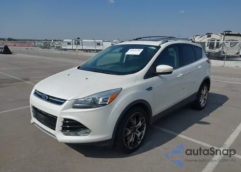 2013 Ford Escape Titanium z USA, uszkodzony, nr VIN 1FMCU9J94DUA34052